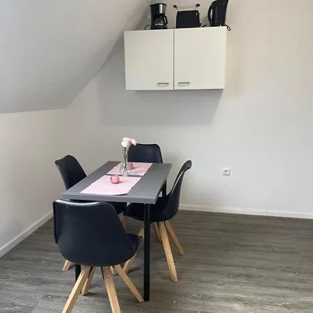 Comfortable In Habitación en casa particular Wesseling